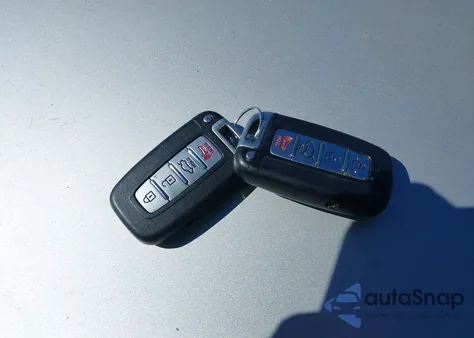 2013 Hyundai Sonata Se z USA, uszkodzony, nr VIN 5NPEC4AC1DH536428